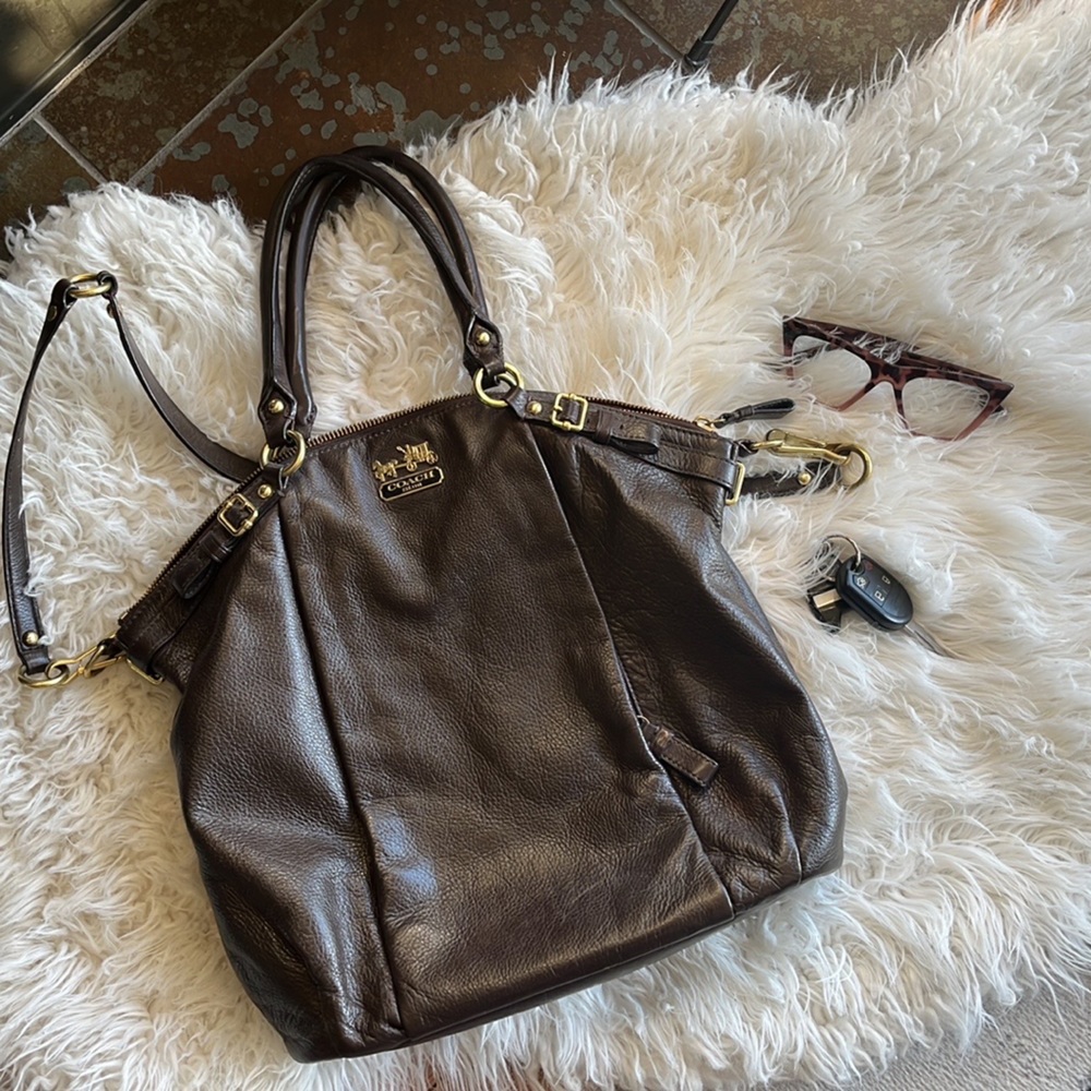 Beautiful Brown Coach Handbag